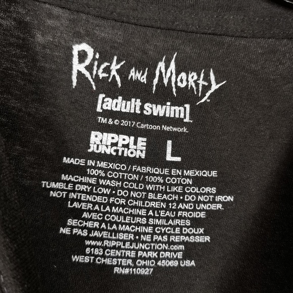 Rick and Morty Space Cats T-Shirt - Picture 3 of 4